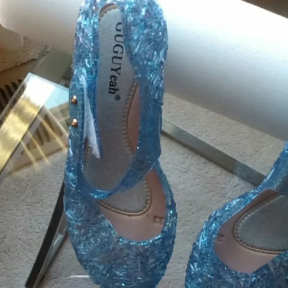 GUGUYeah FROZEN INSPIRED ELSA JELLY SHOE